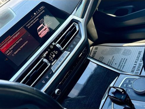 Used 2021 BMW 330i 330i w/ M Sport Package image 27