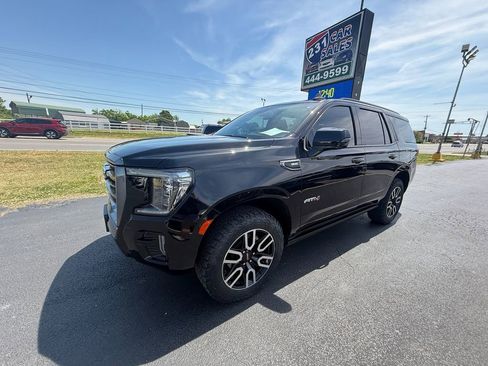 Used 2023 GMC Yukon AT4 w/ AT4 Premium Plus Package AWD/4WD image 8