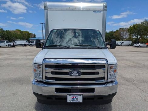 New 2026 Ford E-450 and Econoline 450 Super Duty w/ Power Equipment Group RWD image 8