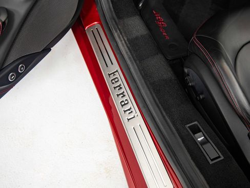 Certified 2018 Ferrari 488 Spider RWD image 11