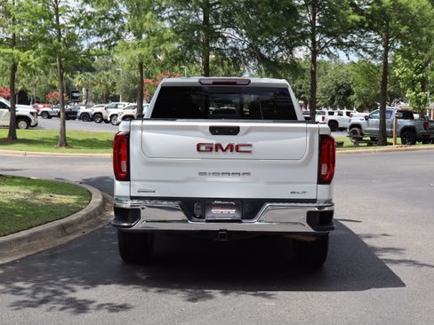 Used 2020 GMC Sierra 1500 SLT w/ SLT Premium Plus Package AWD/4WD image 8