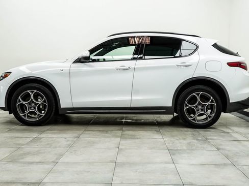 Used 2022 Alfa Romeo Stelvio Ti AWD/4WD image 8