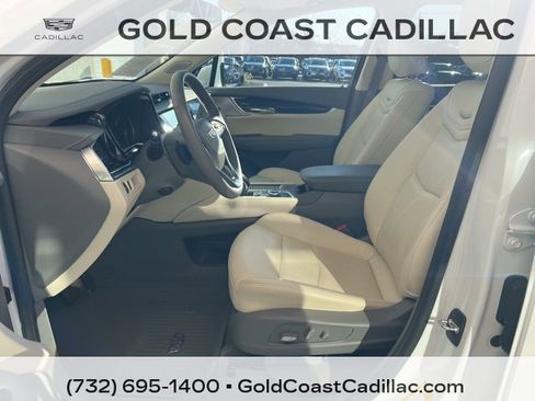 Certified 2024 Cadillac XT6 Premium Luxury w/ LPO, Floor Liner Package image 18