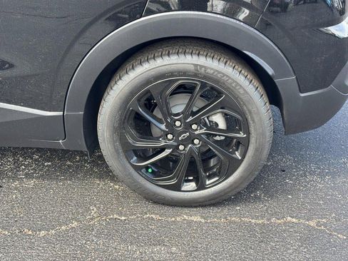 New 2027 Chevrolet Bolt RS w/ Technology Package FWD image 4