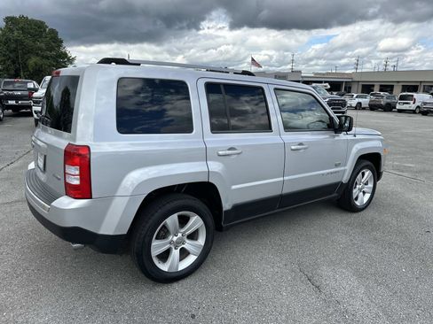 Used 2011 Jeep Patriot 70th Anniversary image 4