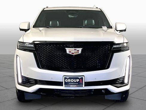 Used 2021 Cadillac Escalade Sport Platinum AWD/4WD image 4