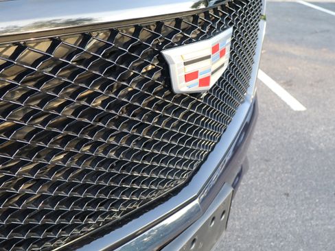 Certified 2022 Cadillac Escalade Sport RWD image 11