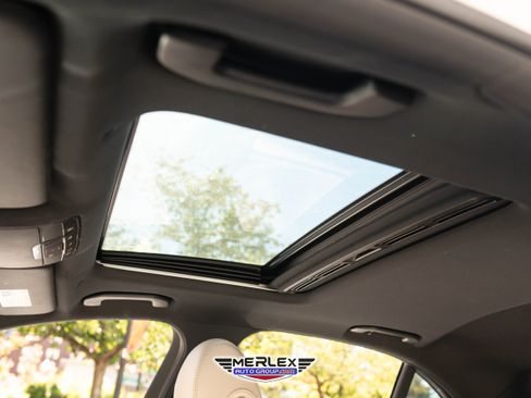 Used 2019 Mercedes-Benz E 300 w/ Premium 1 Package image 40