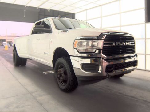 Used 2021 RAM 3500 Big Horn AWD/4WD image 4