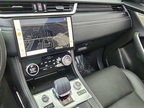 Used 2025 Jaguar F-PACE R-Dynamic S image 41