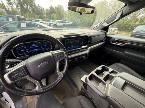 Used 2022 Chevrolet Silverado 1500 RST w/ Protection Package RWD image 7