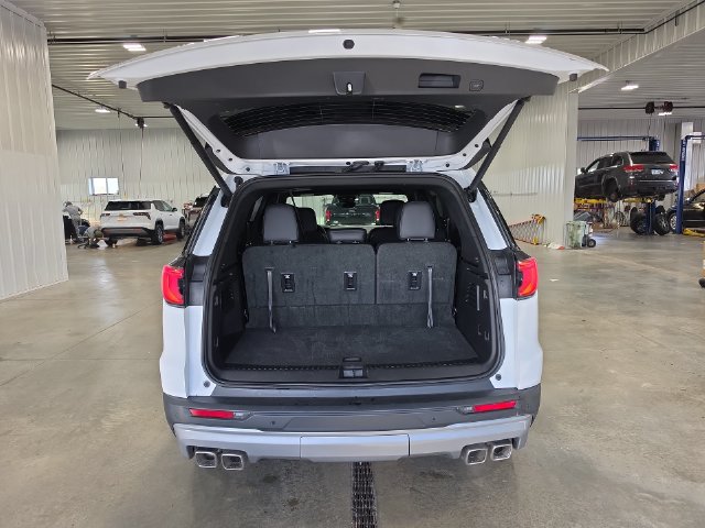 Used 2026 GMC Acadia Elevation w/ Elevation Premium Package AWD/4WD image 28
