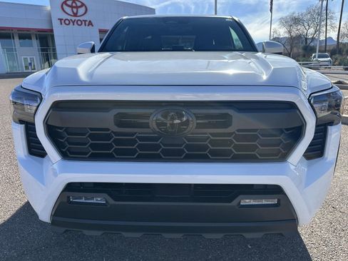 New 2026 Toyota Tacoma TRD Off-Road image 9