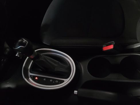 Used 2019 Kia Soul image 26