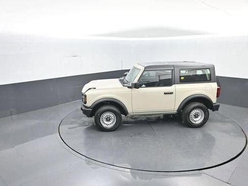 New 2026 Ford Bronco 2-Door AWD/4WD image 21