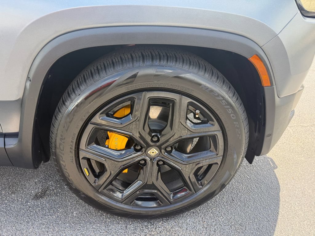 Used 2023 Rivian R1S Adventure Quad AWD/4WD image 43