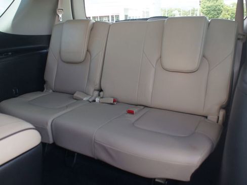 Used 2022 Nissan Armada Platinum w/ Captain's Chairs Package RWD image 18