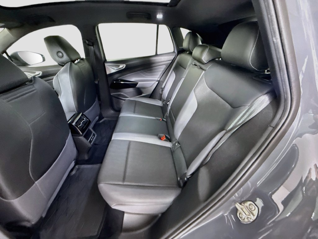 Used 2023 Volkswagen ID.4 Pro S RWD image 21