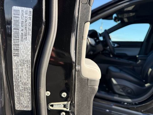 New 2026 Jeep Compass Limited w/ Sun, Sound & Navigation Group image 24