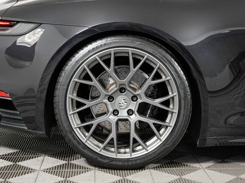 Certified 2020 Porsche 911 Carrera 4S AWD/4WD image 22