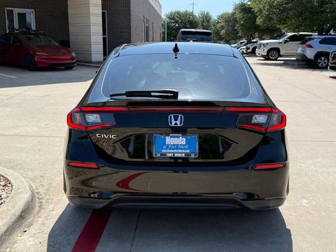Used 2022 Honda Civic EX-L image 4