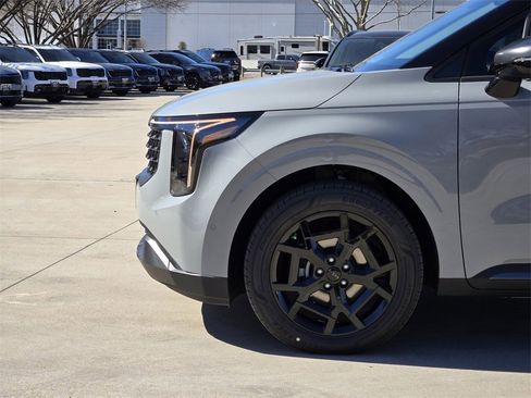 New 2026 Kia Carnival SX Prestige image 5