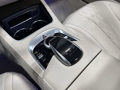 Used 2020 Mercedes-Benz S 560 Cabriolet image 26