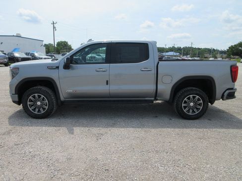 New 2026 GMC Sierra 1500 AT4 w/ AT4 Premium Package AWD/4WD image 11