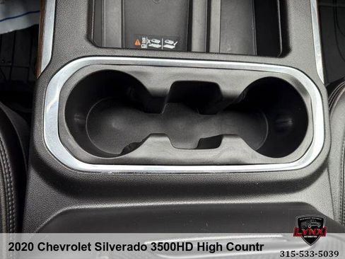 Used 2020 Chevrolet Silverado 3500 High Country image 32
