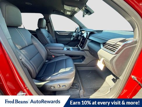 New 2026 GMC Acadia Elevation w/ Elevation Premium Package AWD/4WD image 34
