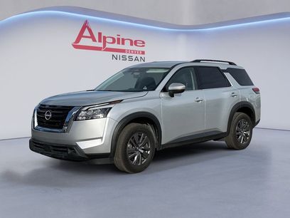 Used 2025 Nissan Pathfinder SV