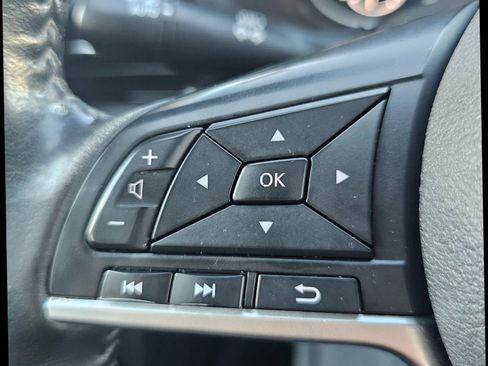 Used 2021 Nissan Sentra SV image 16