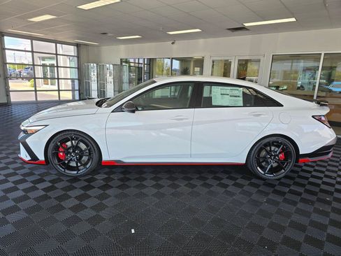 New 2026 Hyundai Elantra N FWD image 6