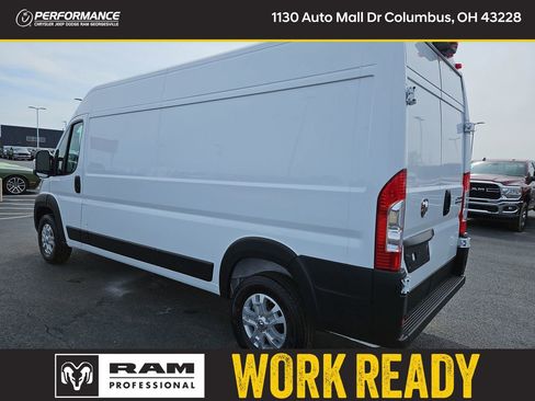 New 2025 RAM ProMaster 2500 w/ Quick Order Package 22G SLT image 5