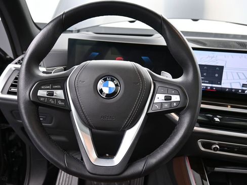 Used 2024 BMW X5 xDrive40i w/ Premium Package AWD/4WD image 12