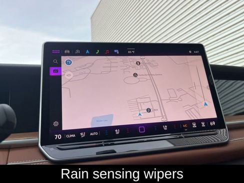 Used 2026 Volkswagen Tiguan SEL R-Line image 23