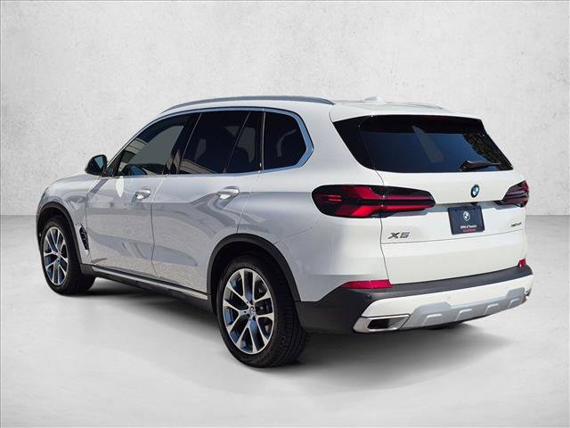 Certified 2026 BMW X5 xDrive40i w/ Premium Package AWD/4WD image 8