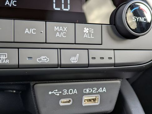Certified 2026 Subaru Outback Limited AWD/4WD image 23