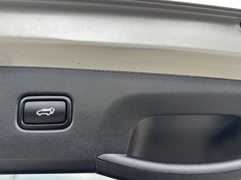 Certified 2024 Hyundai Tucson Limited AWD/4WD image 16