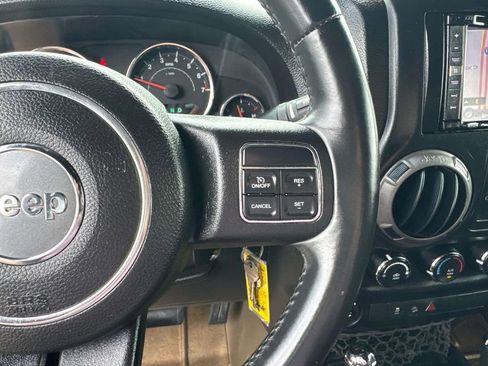 Used 2015 Jeep Wrangler Unlimited Sport w/ Quick Order Package 24S AWD/4WD image 23