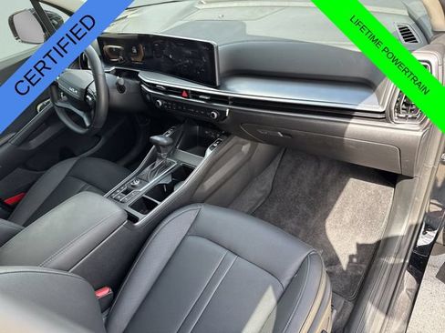 Used 2026 Kia Sorento EX w/ EX Premium Package FWD image 15