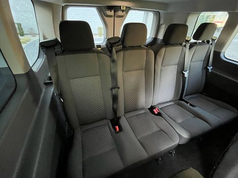 Used 2023 Ford Transit 350 XLT image 28