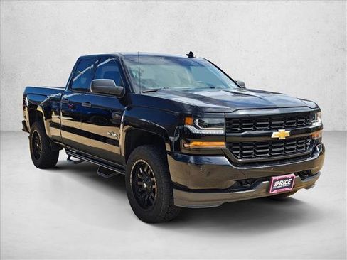 Used 2018 Chevrolet Silverado 1500 Custom w/ Texas Edition image 3