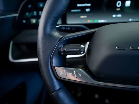 Used 2024 Lucid Air Touring AWD/4WD image 33