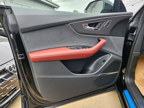 New 2026 Audi SQ8 Premium Plus AWD/4WD image 13