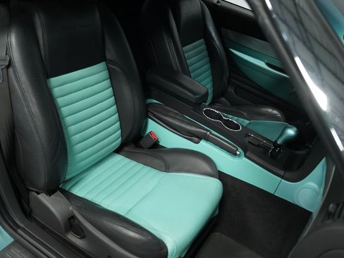 Used 2002 Ford Thunderbird image 39