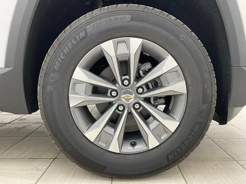 New 2026 Chevrolet Equinox LT AWD/4WD image 7