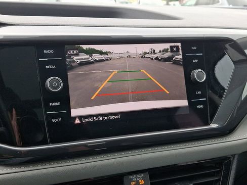 Certified 2023 Volkswagen Taos SEL AWD/4WD image 18