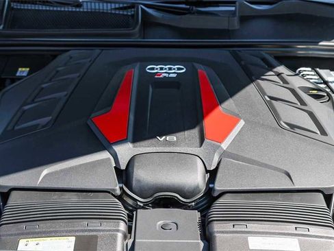 New 2025 Audi RS Q8 performance image 29