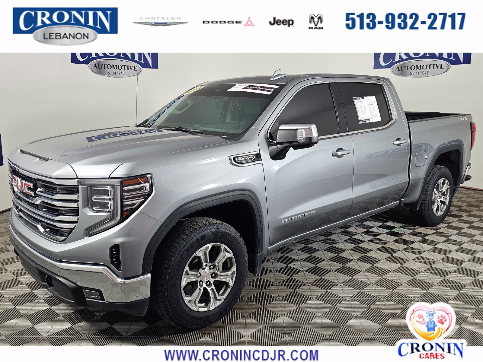 Used 2024 GMC Sierra 1500 SLT AWD/4WD image 1